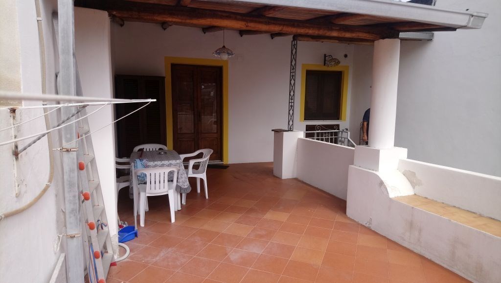 casa indipendente in vendita a Lipari