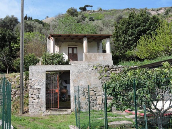 casa indipendente in vendita a Lipari