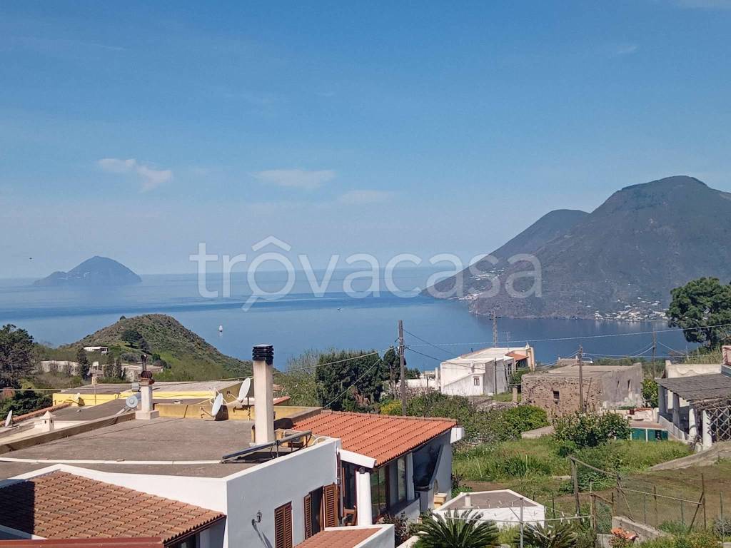 casa indipendente in vendita a Lipari