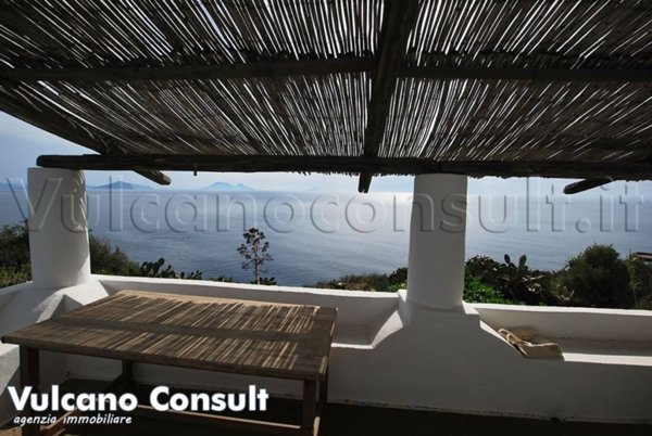 casa indipendente in vendita a Lipari
