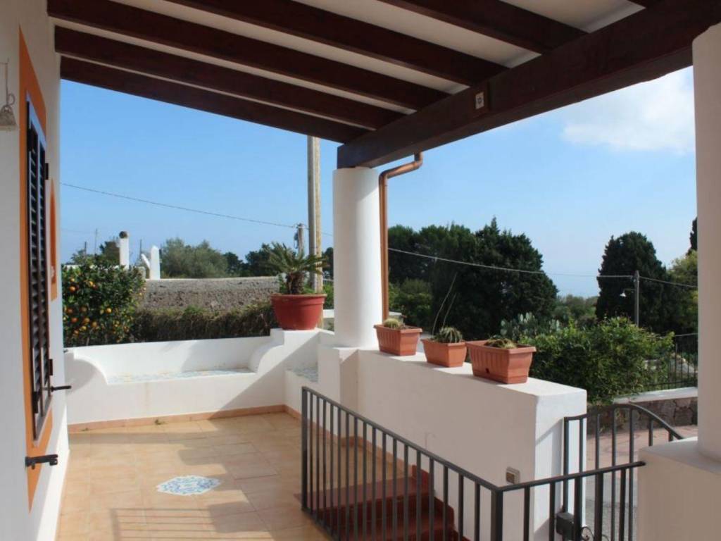 casa indipendente in vendita a Lipari