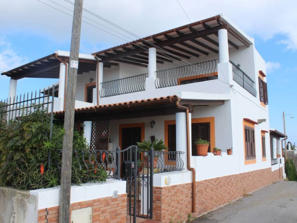 casa indipendente in vendita a Lipari