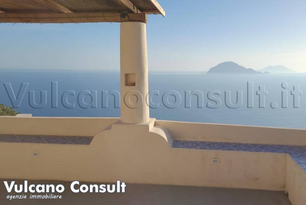 casa indipendente in vendita a Lipari