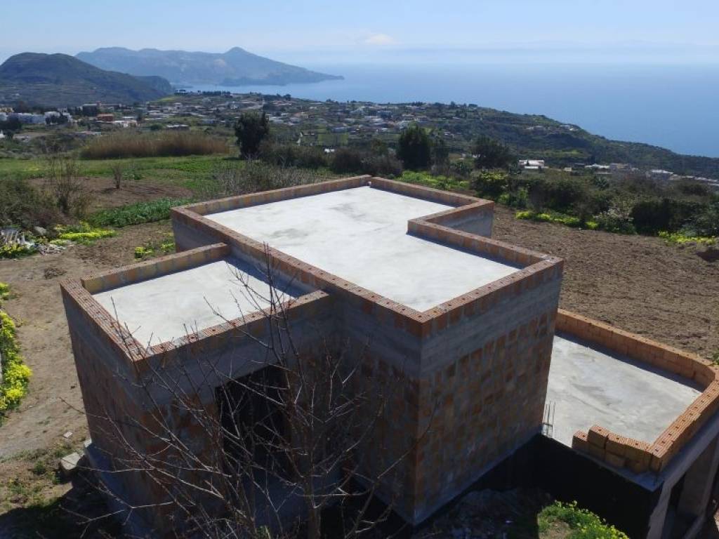 casa indipendente in vendita a Lipari