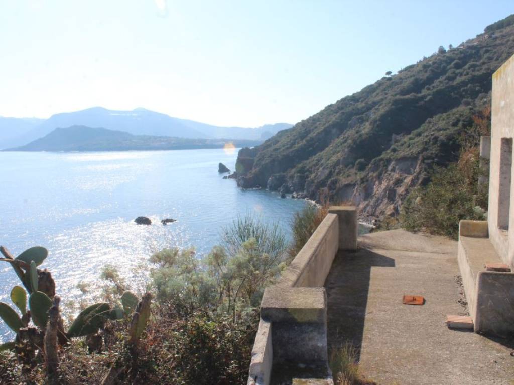 casa indipendente in vendita a Lipari