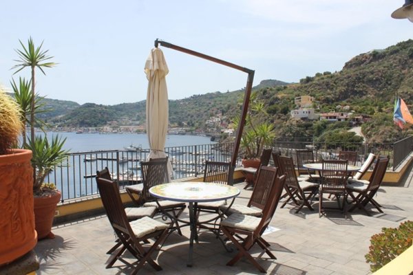 negozio in vendita a Lipari