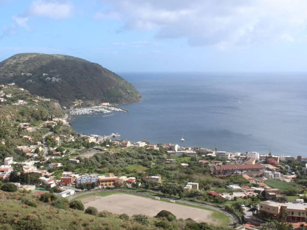 casa indipendente in vendita a Lipari