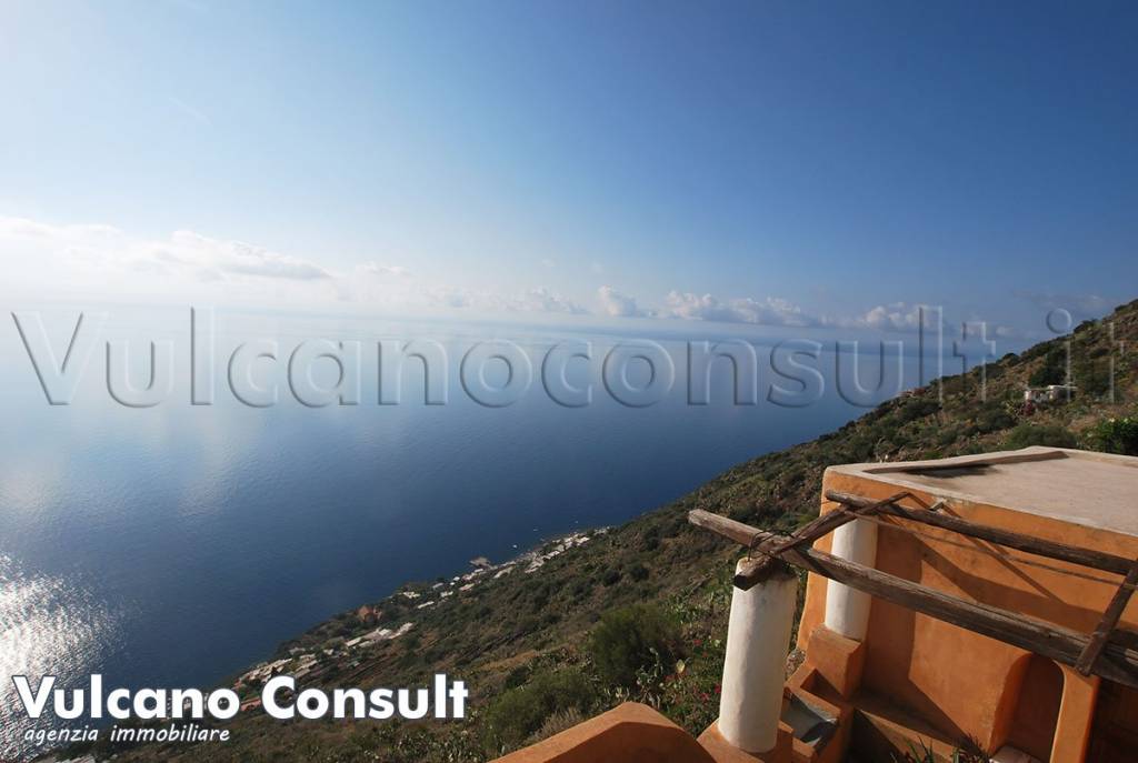 casa indipendente in vendita a Lipari