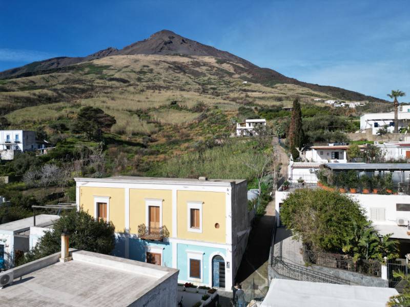 casa indipendente in vendita a Lipari