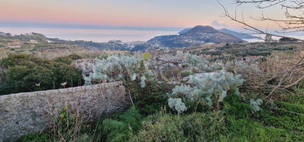 casa indipendente in vendita a Lipari
