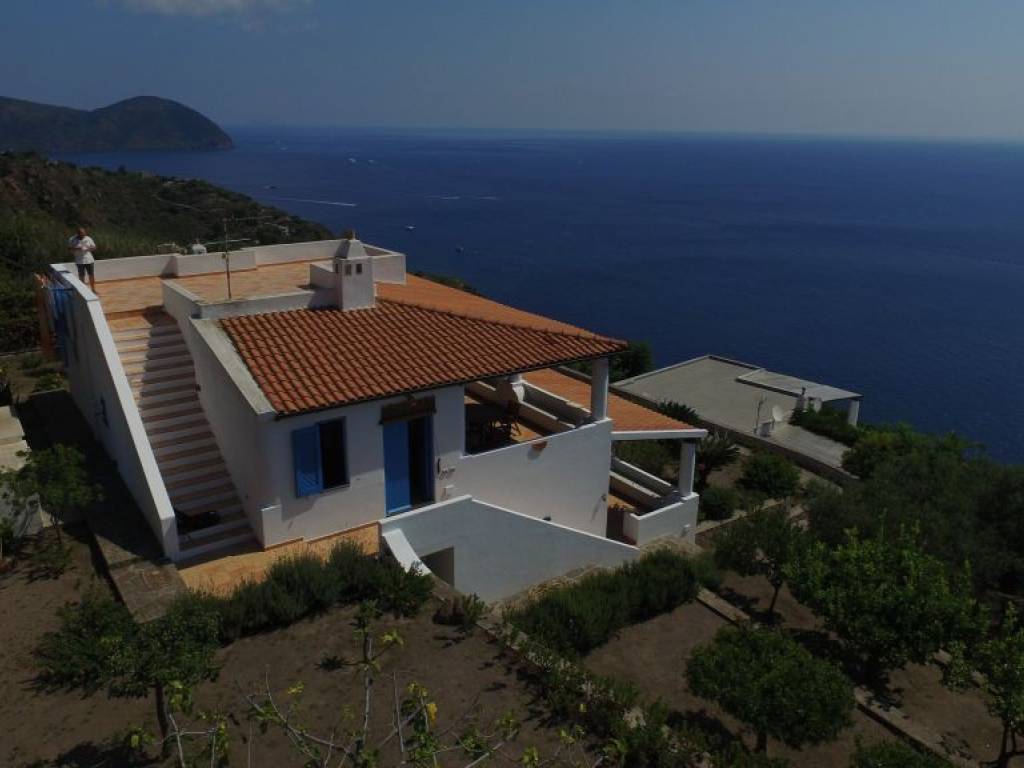 casa indipendente in vendita a Lipari