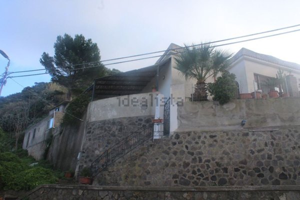 casa indipendente in vendita a Lipari