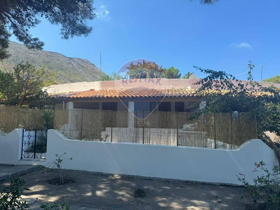 casa indipendente in vendita a Lipari