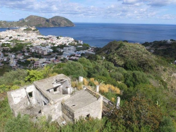 casa indipendente in vendita a Lipari