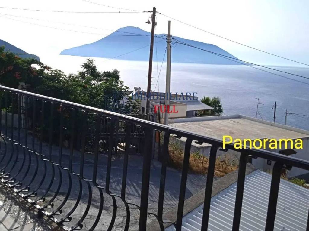 casa indipendente in vendita a Lipari
