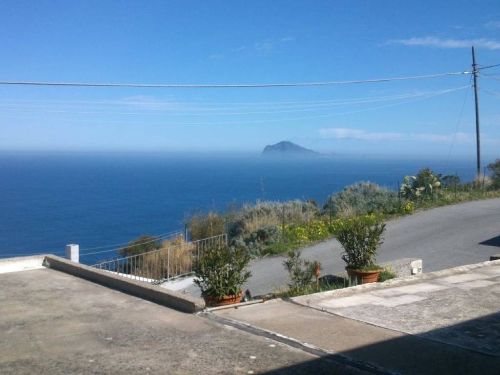 casa indipendente in vendita a Lipari