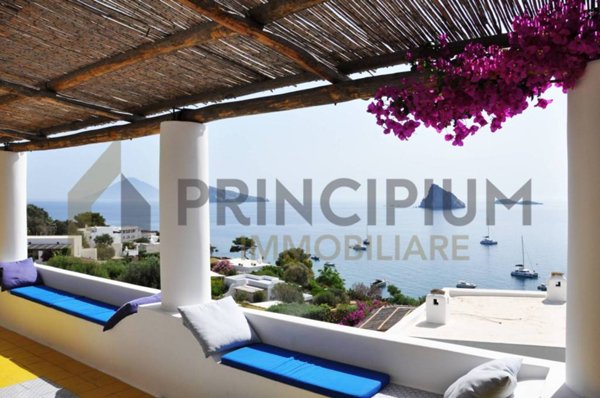 casa indipendente in vendita a Lipari