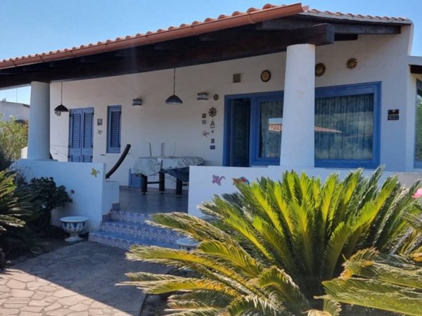 casa indipendente in vendita a Lipari