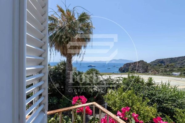 casa indipendente in vendita a Lipari