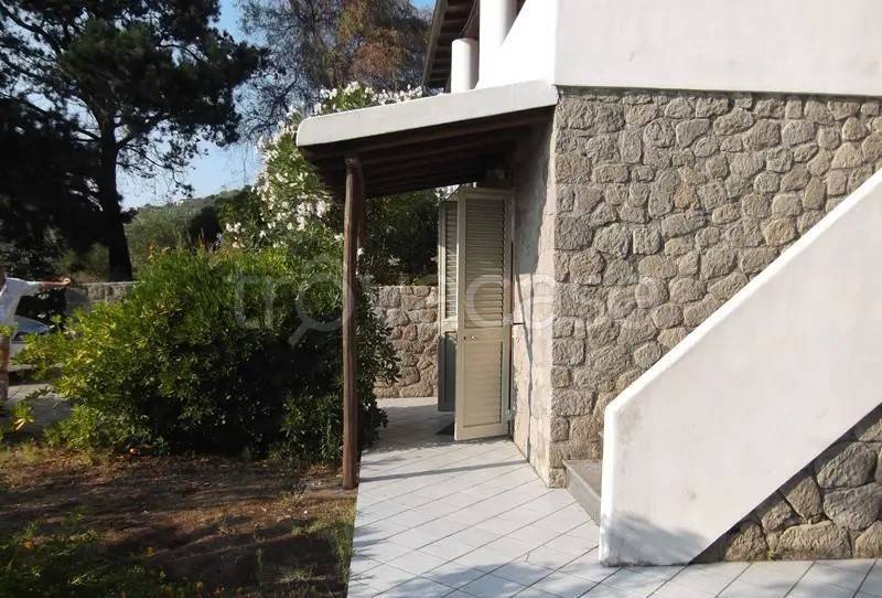 casa indipendente in vendita a Lipari