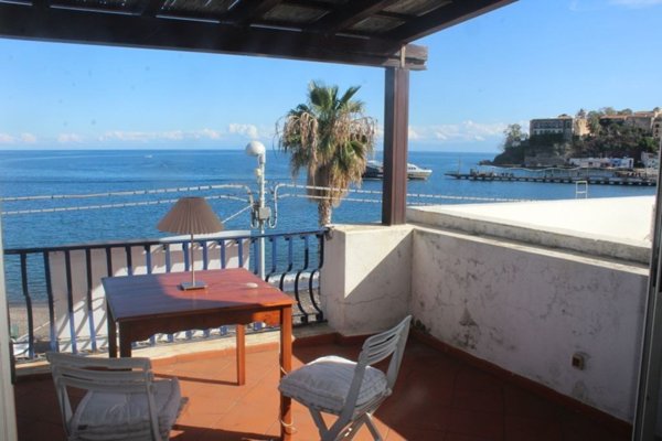 casa indipendente in vendita a Lipari