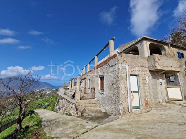 casa indipendente in vendita a Lipari