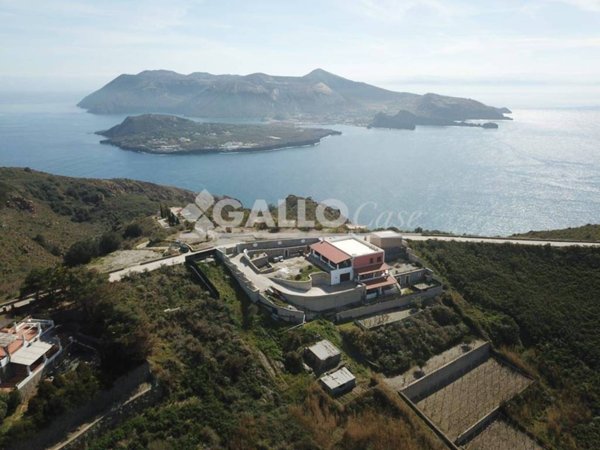 casa indipendente in vendita a Lipari