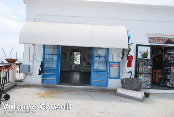 locale di sgombero in vendita a Lipari