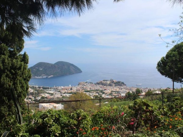 casa indipendente in vendita a Lipari