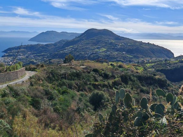terreno agricolo in vendita a Lipari