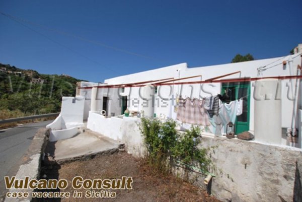 casa indipendente in vendita a Lipari