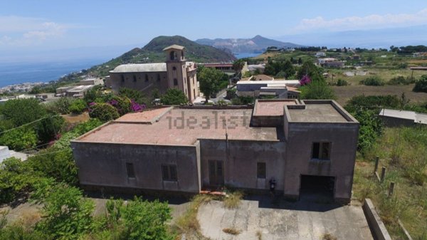 casa indipendente in vendita a Lipari