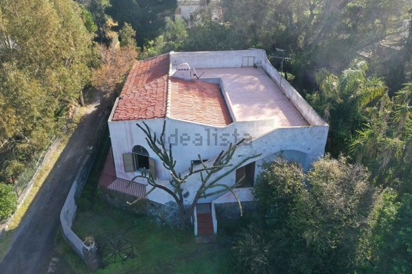 casa indipendente in vendita a Lipari