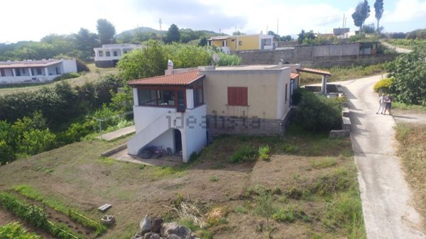casa indipendente in vendita a Lipari
