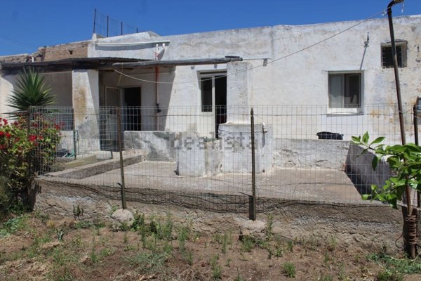 casa indipendente in vendita a Lipari