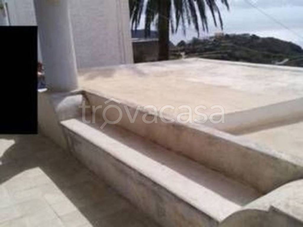 casa indipendente in vendita a Lipari