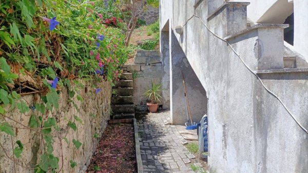 casa indipendente in vendita a Lipari