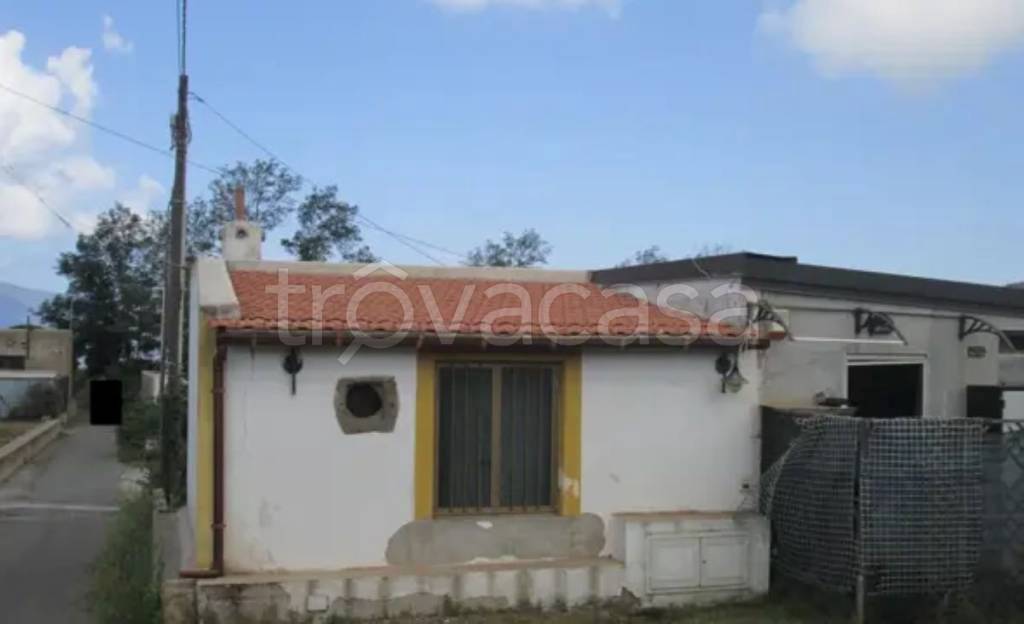 casa indipendente in vendita a Lipari