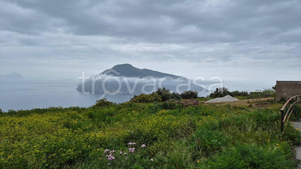 casa indipendente in vendita a Lipari