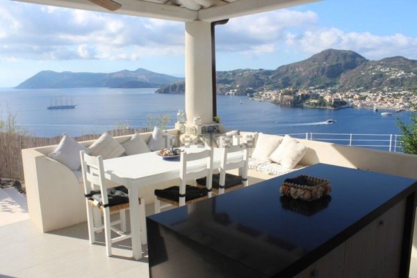 appartamento in vendita a Lipari