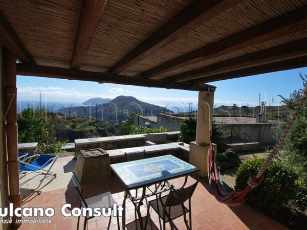casa indipendente in vendita a Lipari