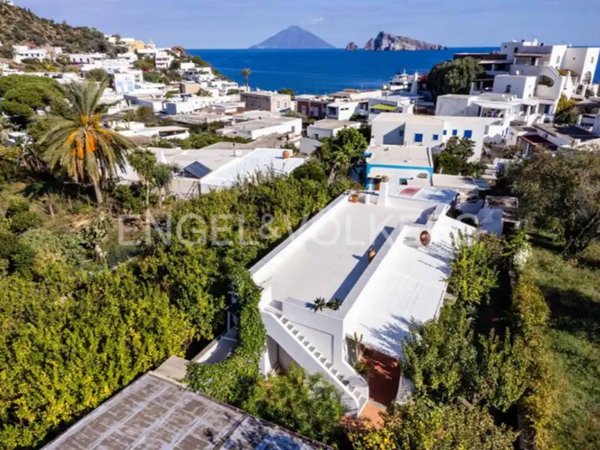 casa indipendente in vendita a Lipari