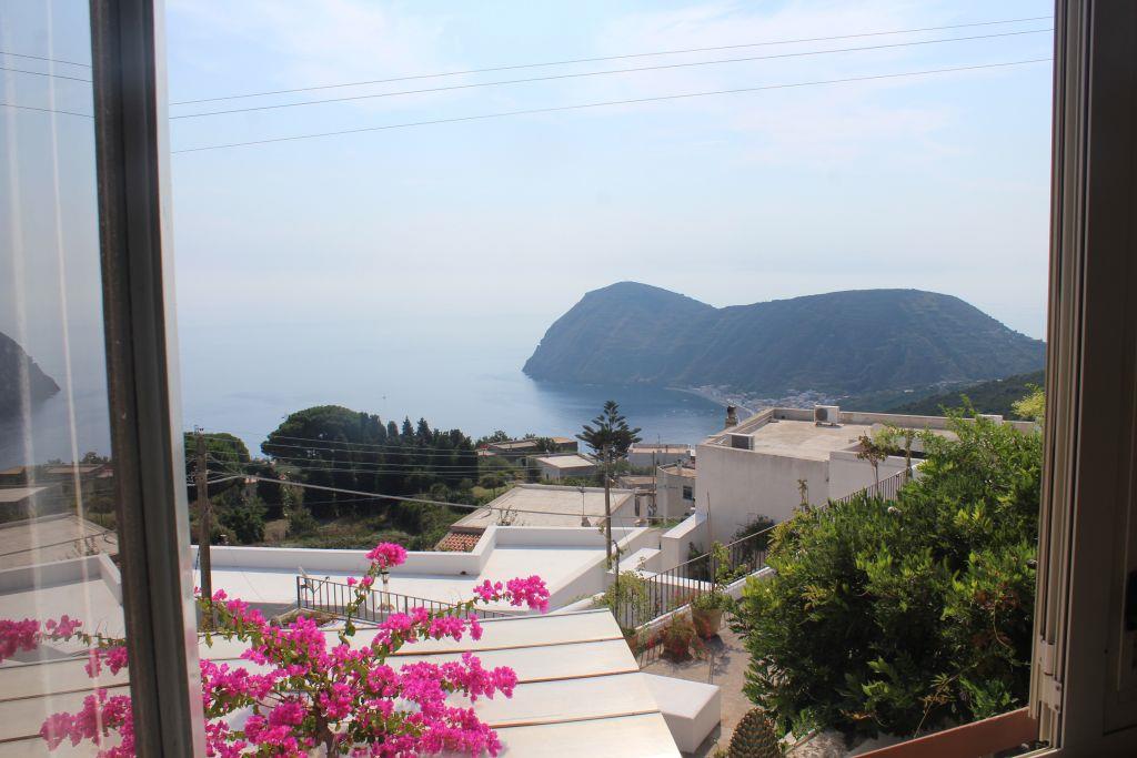 casa indipendente in vendita a Lipari