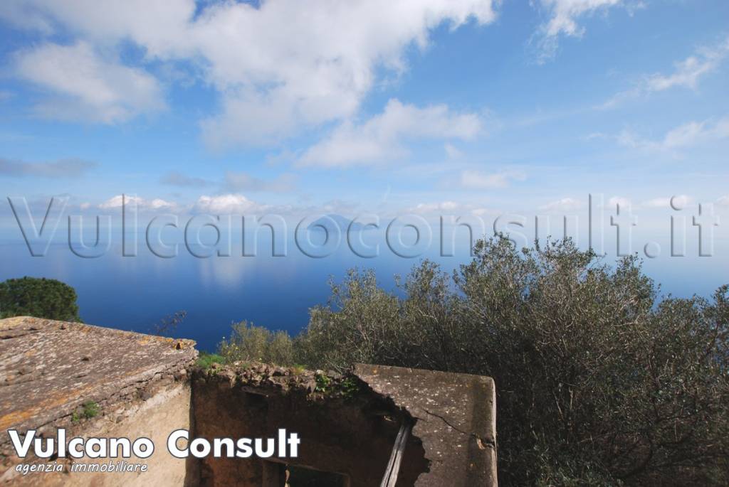 casa indipendente in vendita a Lipari