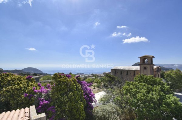 casa indipendente in vendita a Lipari