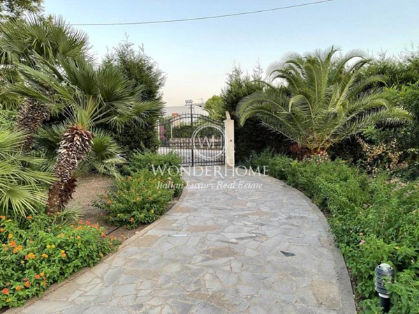 casa indipendente in vendita a Lipari
