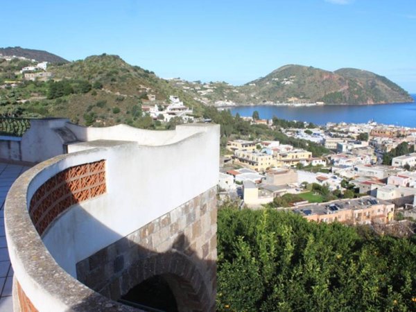 casa indipendente in vendita a Lipari
