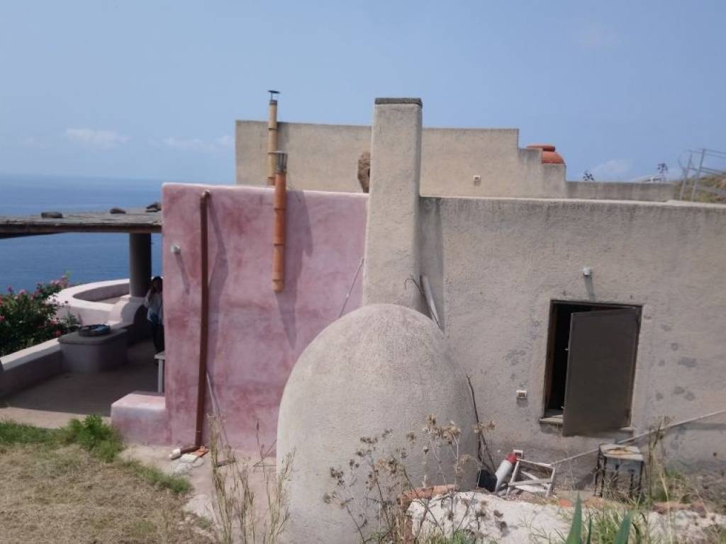 casa indipendente in vendita a Lipari