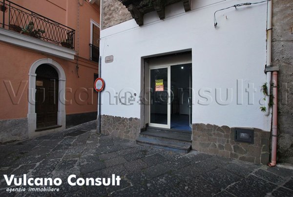 locale di sgombero in vendita a Lipari