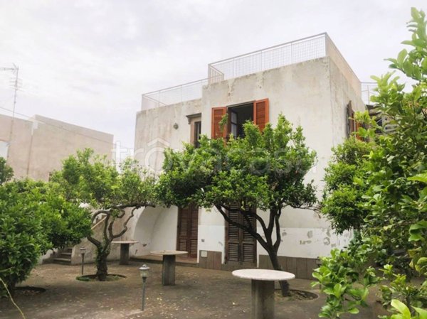 casa indipendente in vendita a Lipari